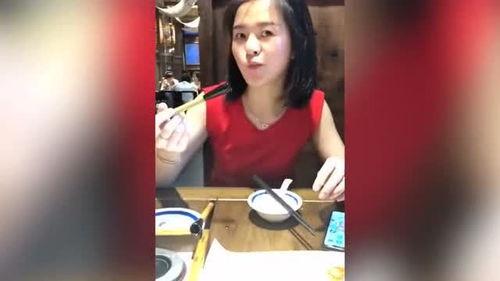 网红打麻将吃瓜的是谁呀,揭秘打麻将吃瓜背后的热门人物